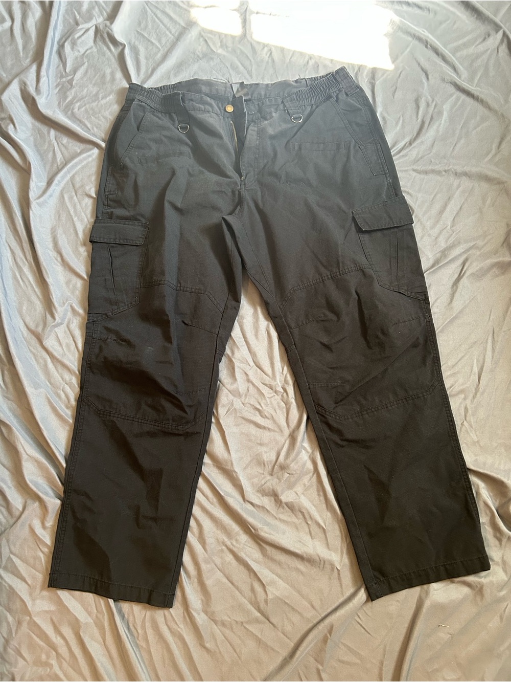 Men's Black Cargo Pants with Utility Pockets